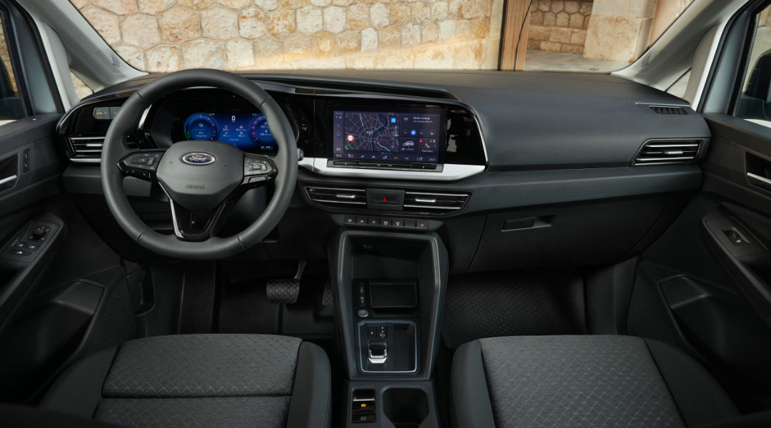 Ford Transit Connect PHEV volante